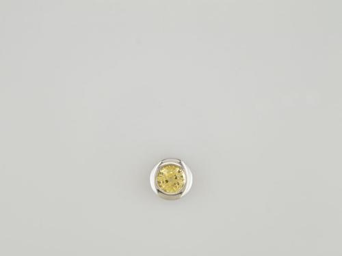 PENDENTIF OR GRIS 750/00 0.95g 1 SAPHIR JAUNE 0.63