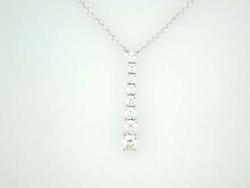 COLLIER OR GRIS 750/00  DIAMANT ROND BLANC D0.30(8) G2.61